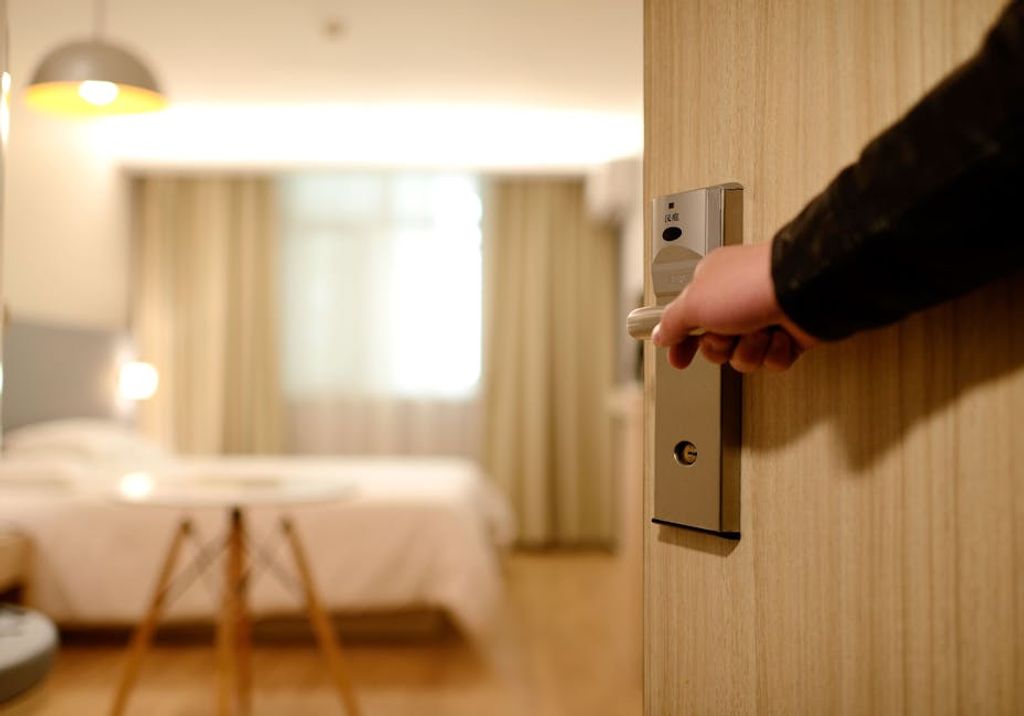 DOOR